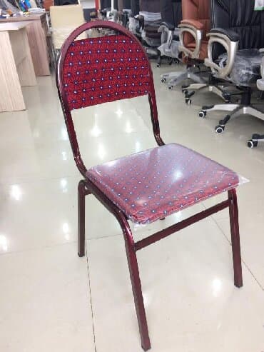 boya aparatı: Stullar cox dözumludur. Rəngi toz boya ilə vurulur və sobada 180 — 1