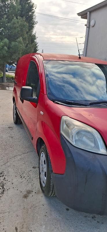 sükan satışı: Fiat Fiorino yük furgonu - Korpusu kompakt, şəhər içi daşımalar üçün — 10