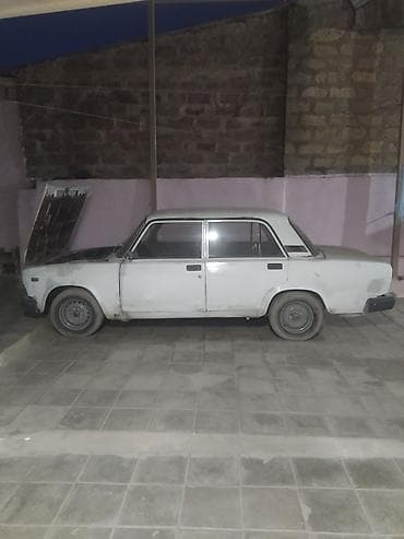 07 satılır: VAZ (LADA) 2107: 1.6 l | 2002 il Sedan — 1