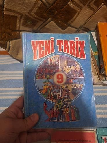 Велоаксессуары: Dərslik və test topluları dəsti Tərkib: - Yeni Tarix 9 (dərslik) - — 3