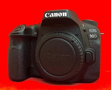 nikon d 90: Canon EOS 90D (gövde) - 32.5MP APS-C CMOS sensor – yüksək detallı — 1