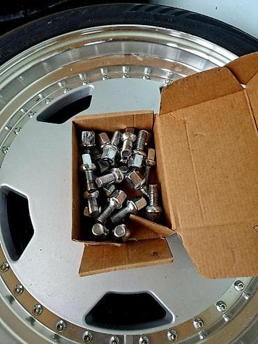bak 100 liter: Mercedes üçün AMG/PERFORMANCE üslublu disk və şin komplekti — 9