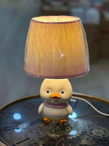 Şəkillər, tablolar: Uşaq otağı üçün masa lampası – ördək fiqurlu - Dizayn: Sevimli ördək — 4
