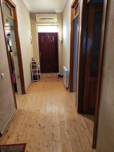 bayilda evler satilir: Qaraçuxur qəs. 3 otaqlı, 87 kv. m, Orta təmir — 6