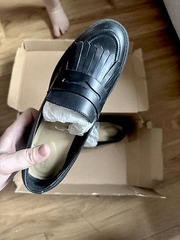 Лоферы женские Clarks Orinoco2Loafer 26161665 черные 255 см Обувались — 4