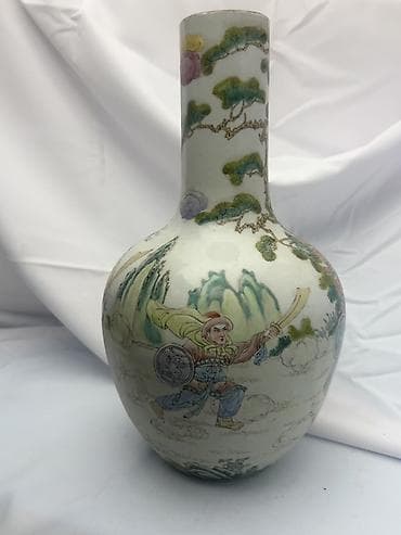 Vazalar: Bir vaza, Farfor — 3