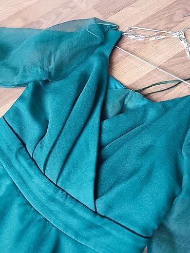 Nizami Mallda yerləşən Adress butikdən alınıb rəngi ot yaşılıdır — 2