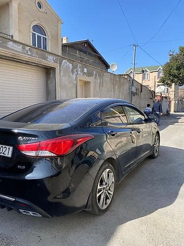 lada vaz 07: Hyundai Elantra: 1.8 l | 2012 il Sedan — 6