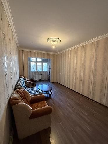 sedmoyda kiraye evler: Vasitəçilər yığmasın. 3 otaqlı 85 m², 8-ci mikrorayon Dünya məktəbinin — 2