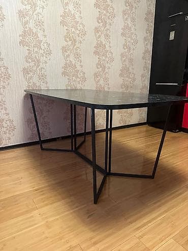 Masa yeni kimidir eve boyuk olduhu uchun satilir uzunluğu-170 sm lalafo.az -da Masa yeni kimidir eve boyuk olduhu uchun satilir uzunluğu-170 sm