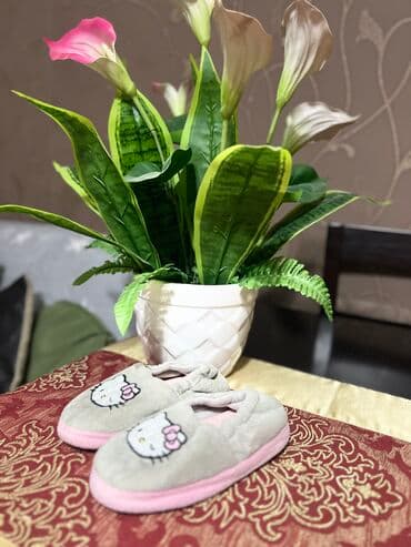 Donlar: Qız üçün, 28, Hello Kitty — 2