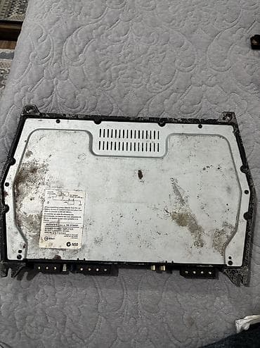 Maqnitofonlar: Sony Xploid 600W uslitel Her bir kanalı işləkdir ustada olmayıb — 2