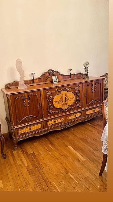 divan kreslo aliram: Rumıniya mebelləri və bəzək əşyaları alınır. Klassik üslubda — 4