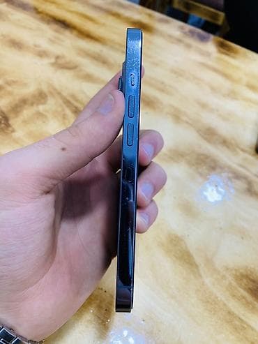 dubay iphone 13: IPhone 13 Pro, 128 GB, Sierra Blue, Zəmanət, Simsiz şarj, Face ID — 4