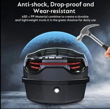 17 disk təkər: Qara rəngdə, arxa işıqları olan motosiklet üçün yük qutusu. ABS və PP — 4