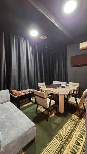 вакансии в отелях баку: Ofisiant tələb olunur, Restoran, Gündəlik ödəniş, 18-29 yaş, Təcrübəsiz — 9