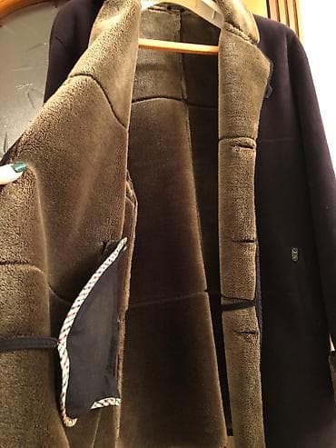 Dublenka 52-54 razmer
20 manat