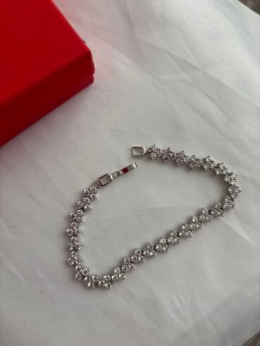 zümrüd qaşlı üzüklər: Her biri 5 azn — 4