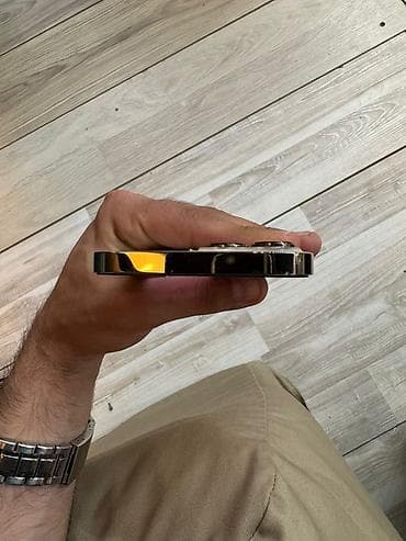 iphone 5c almaq: IPhone 13 Pro, 128 GB, Qızılı, Simsiz şarj — 4