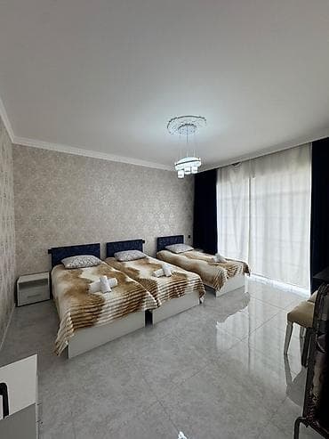 Daşınmaz əmlak: İsdi hovuzlu ev 
3 otağli 7/8 nəfərlik
İsmayıllı Talısdan kəndi — 4