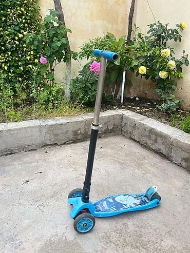 Samokatlar: Uşaq skateri – 3 təkərli, qatlanan model.İşlənmişdir lakin işlək — 1