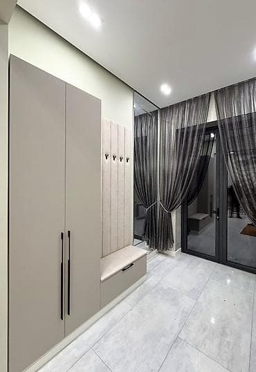 2 qapılı, Güzgülü, Bej, Digər material, Açılan, Düz dolab