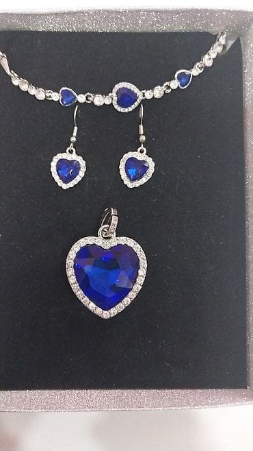 Komplekt bijuteriya 10 man hediyyelik qutuda