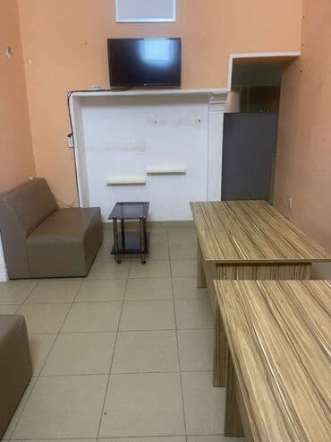 Nizami metrosununa yaxın 45 kv. 0byekt ofis maqaza salon plestesn