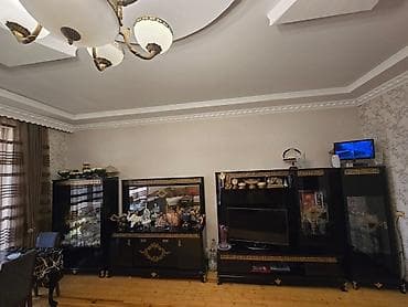 sultan divan kreslo: İşlənmiş, Masa və oturacaqlar — 1