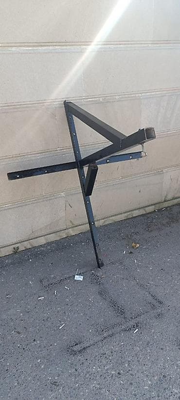 Boks kisəsi asmaq üçün avadanlıq dəmir materialıdır.istənilən kiloda