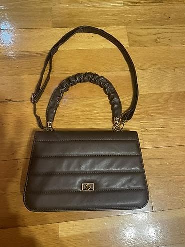 qara çanta: Zərif dizaynlı qadın çantası - Rəng: tünd qəhvəyi - Material: süni — 1