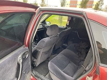 opel vectra 1994: Opel Vectra: 1.6 l | 1999 il Sedan — 8
