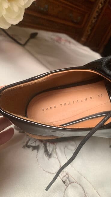 женские толстовки на молниями: Туфли, Zara, Размер: 36.5, цвет - Черный, Б/у — 3