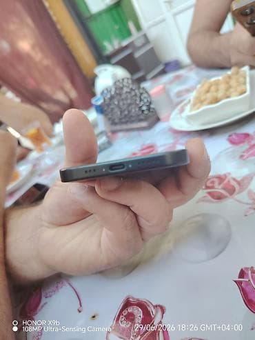 IPhone 15, 128 GB, Qara — 5