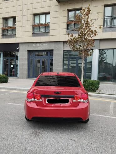 opel astra qiyməti: Chevrolet Cruze: 1.4 l | 2014 il 248000 km Sedan — 4