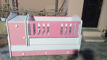yataq destleri 2022: Qız üçün, İşlənmiş, Dördbucaq, Beşik, Matras ilə, Yellənmə mexanizmsiz — 2