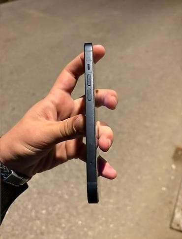 iphone arxalıq: IPhone 13, 128 GB, Midnight, Kredit, Face ID — 2