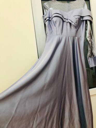 zapi satilir tecili: Ziyafət geyimi.160manata alınıb.44 ölçü. Cəmi bir dəfə geyinilib. 30 — 4