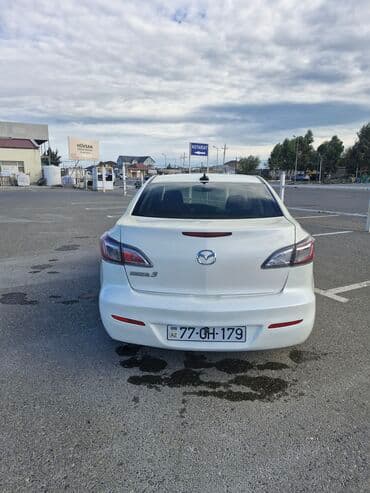 спойлер мазда демио: Mazda3 sedan – ağ rəng, 4 qapı, 5 yerlik.KREDET iLKiN ODENiS 3700 — 4