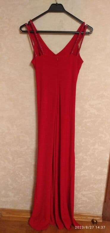 uzun qizil sirqalar: 1dəfə geyinilib, yüksək qiymətə alınıb — 11