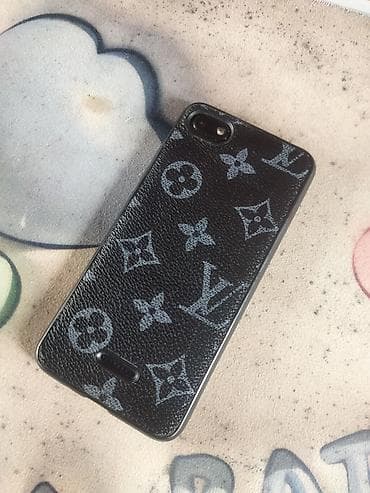 tikanlı tel: Smartfon – qara rəng - Ekran: təxminən 5.5–5.7 düym, HD/Full HD sinfi — 5