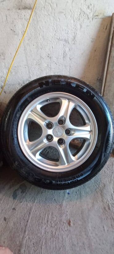 disk alıram: Şin Nexen 215 / 60 / R 16 — 2