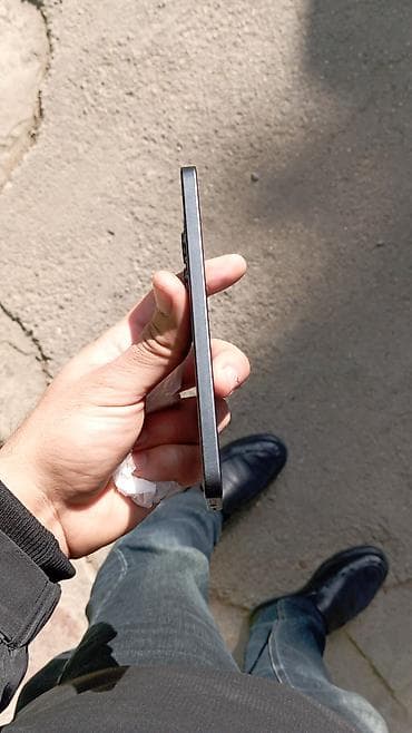 telefon platalari: Redmi Note 13, 256 GB, rəng - Qara — 1
