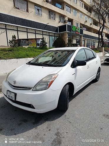 prius açar: Toyota Prius: 1.5 l | 2008 il Hetçbek — 10
