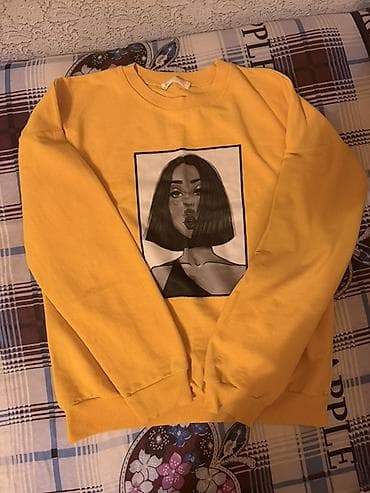 Толстовки: Sarı rəngli uniseks sweatshirt. Ön hissədə qara-ağ portret — 1