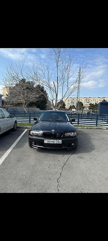 2 8 mator: BMW 3 series: 0.2 l | 2002 il Sedan — 1