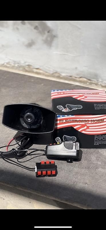 Salam zakazla yığılır nə səs istəsəz qoşmağ olur təzədir maşına mopedə