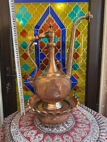 qedim kasa: Misdən hazırlanmış əl işi samovar/qəndil tipli su qabı dəsti isteyen — 2