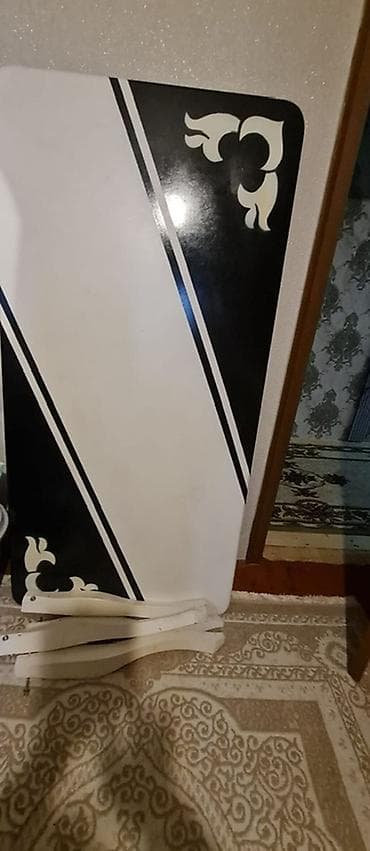 2 el metbex mebeli: Qonaq otağı üçün, Açılmayan, Dördbucaq masa, 6 stul — 3