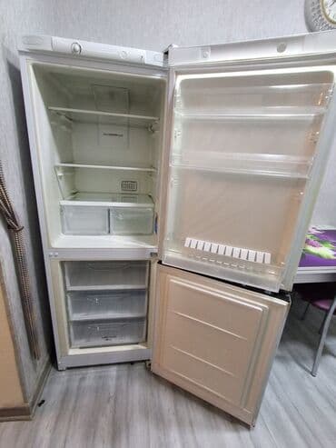 Техника для напитков: Б/у 2 двери Indesit Холодильник Продажа, цвет - Белый — 2